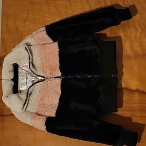 🎉Host Pick🎉 Girls Multicolor Faux Fur Jacket With Pockets